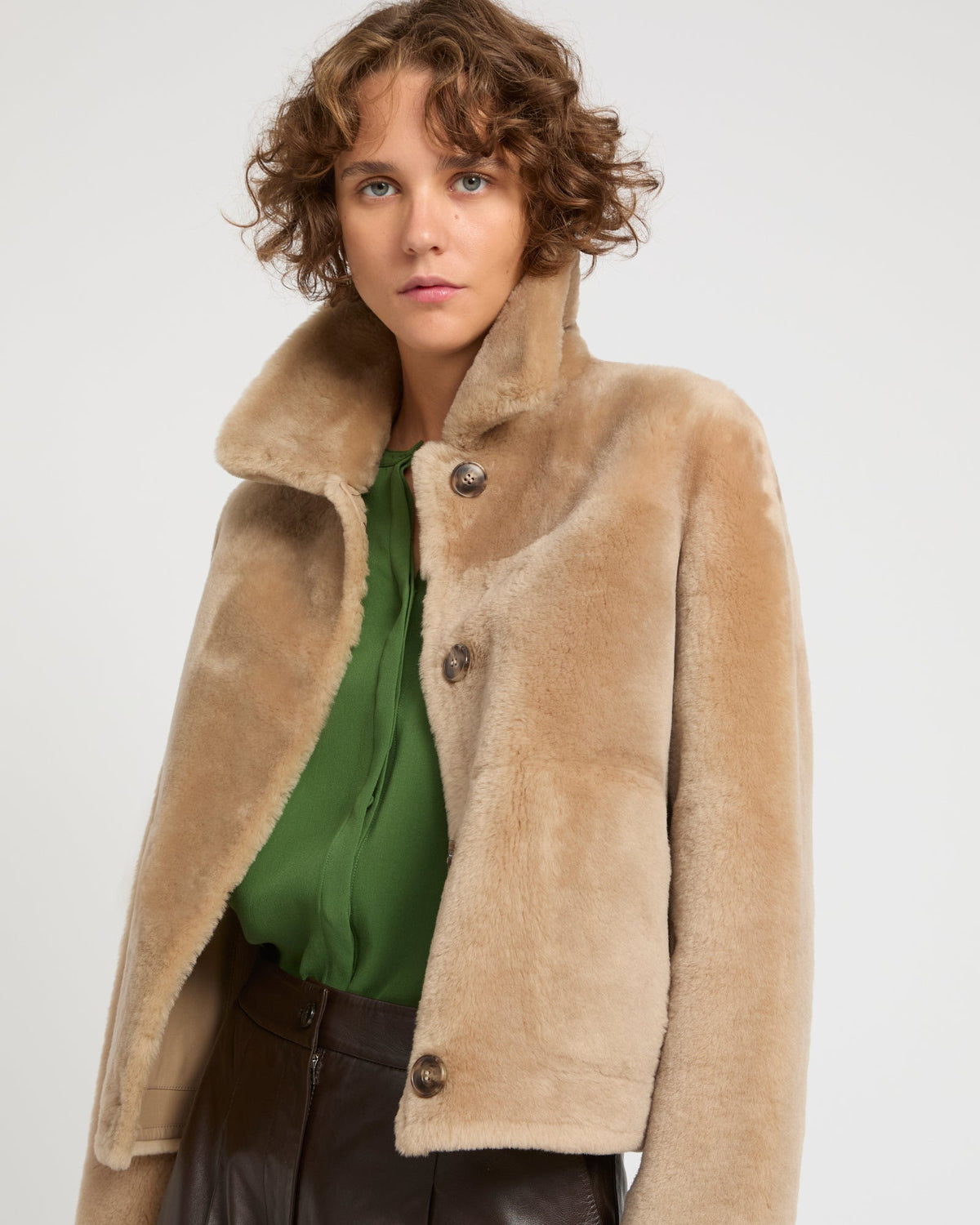 Short jacket in merino lambskin