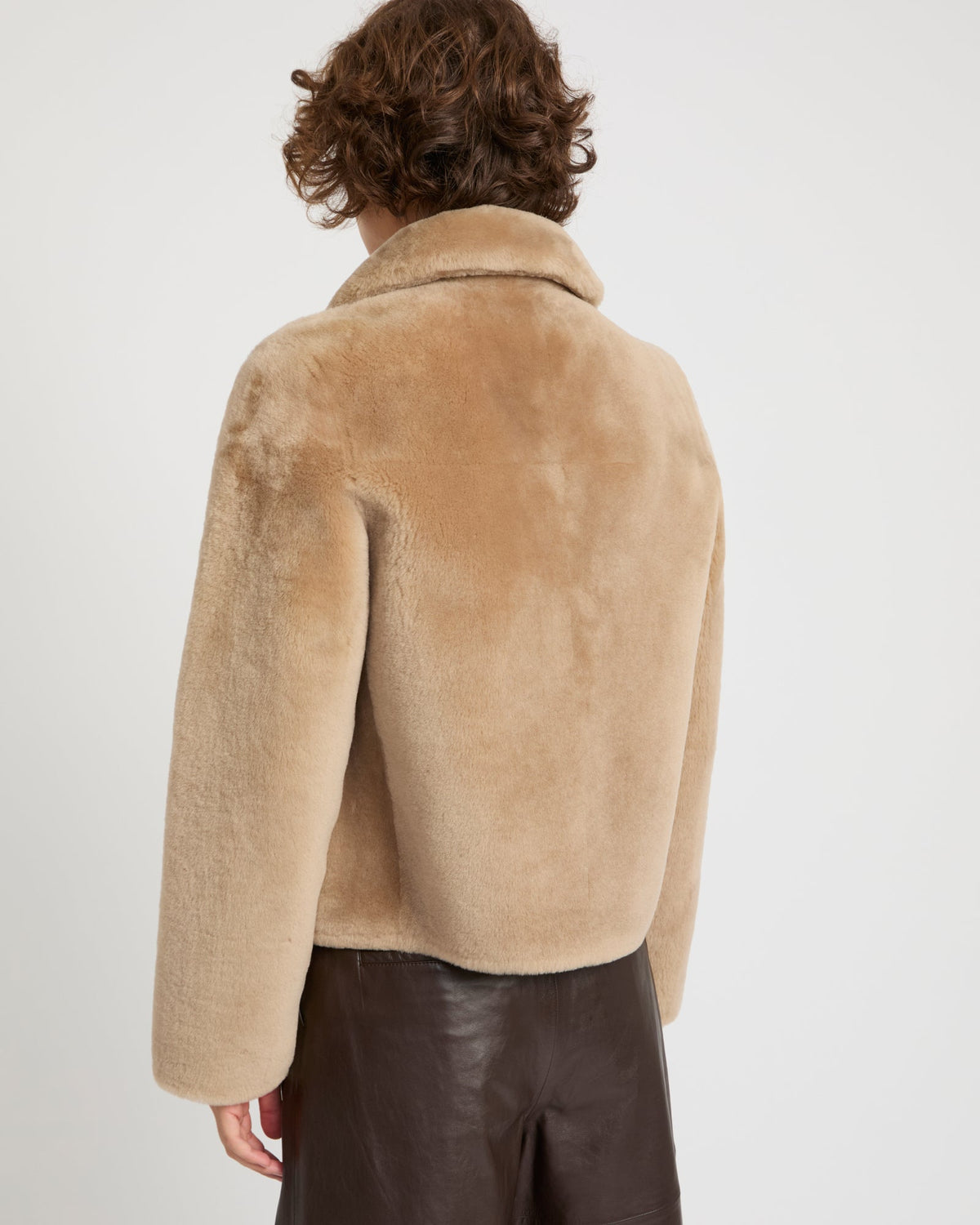 Short jacket in merino lambskin
