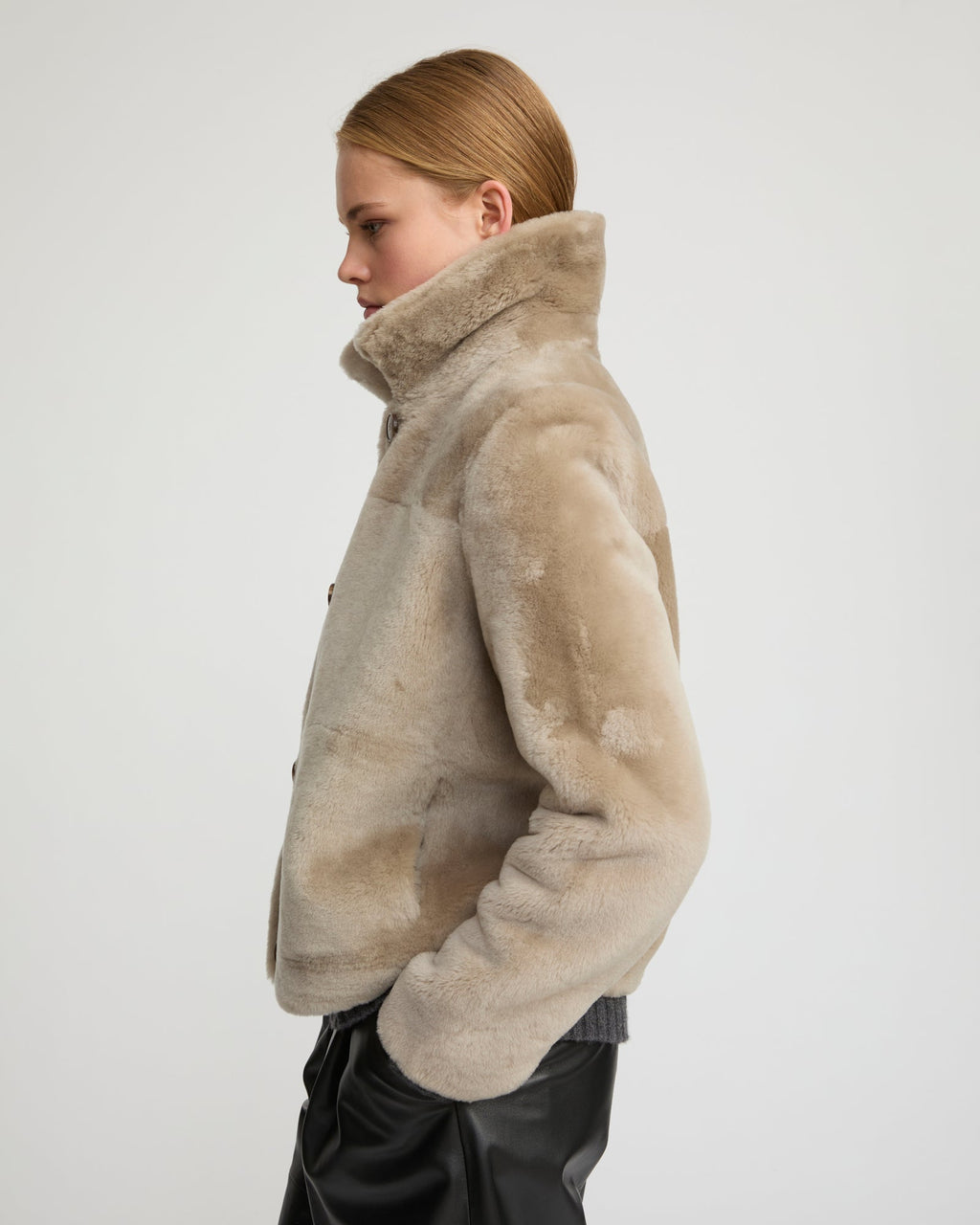 Short jacket in merino lambskin