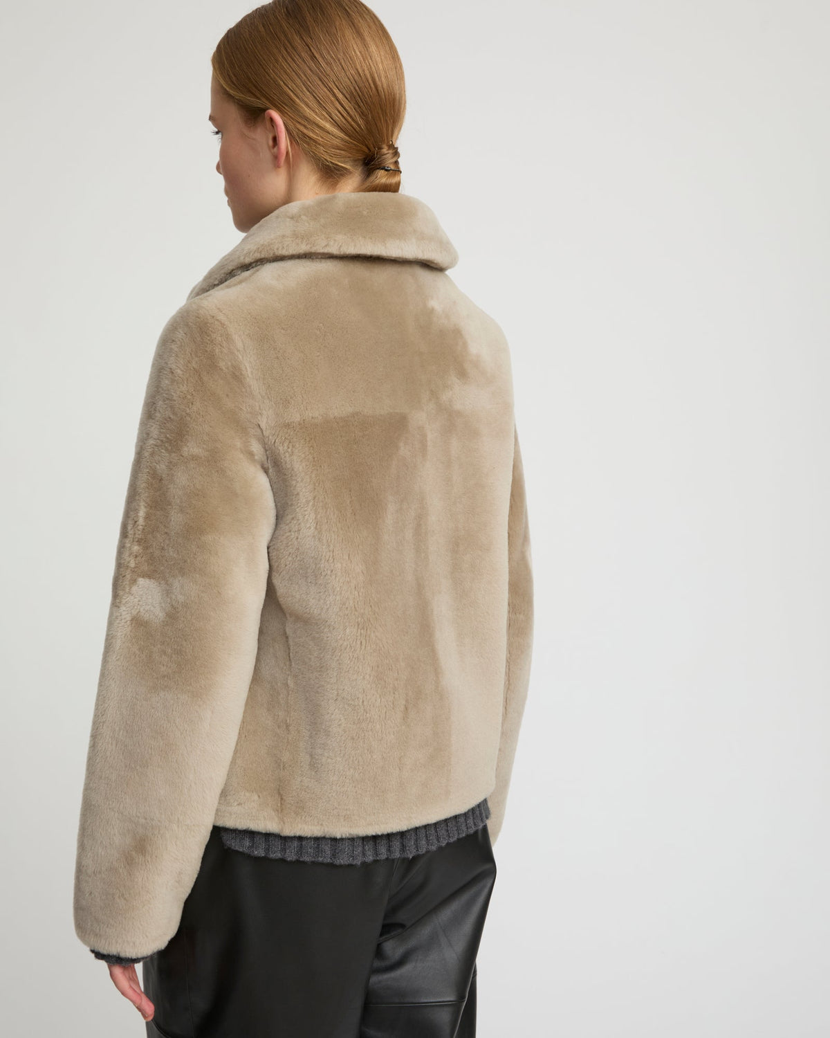 Short jacket in merino lambskin