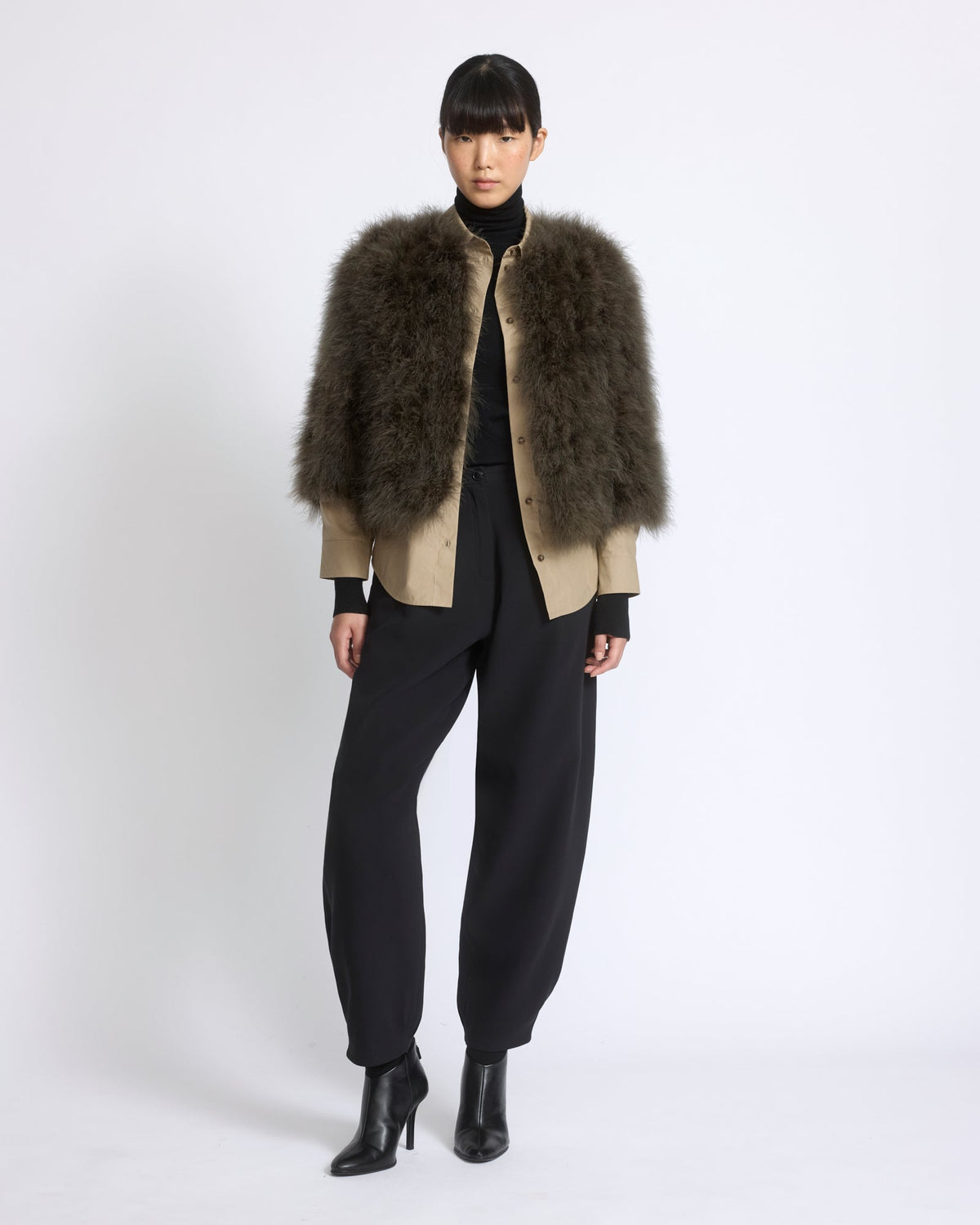 Short feather jacket