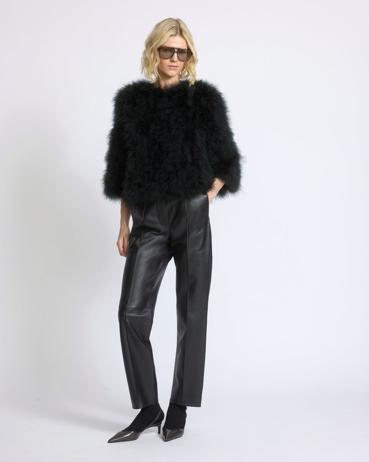 Short feather jacket