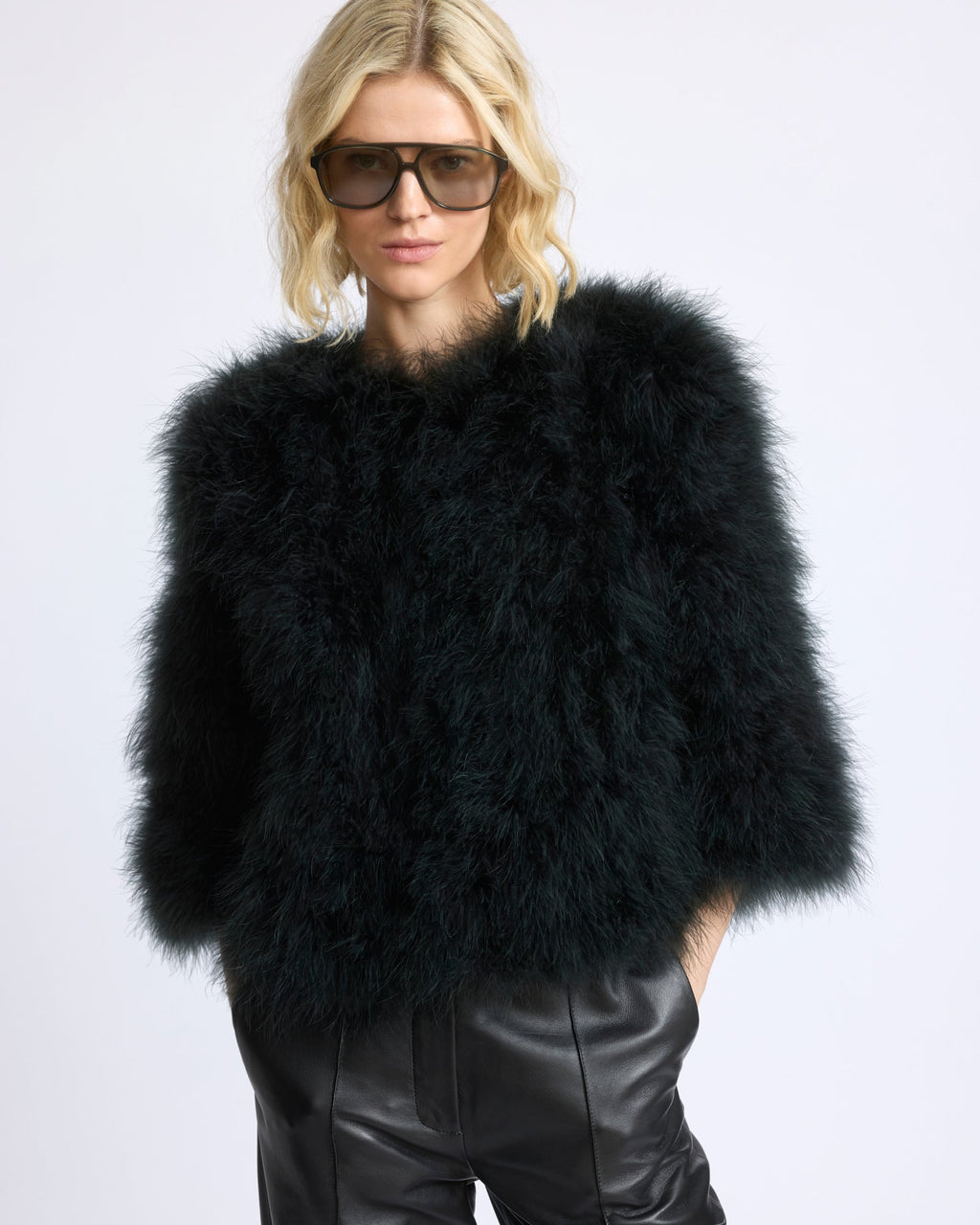 Short feather jacket