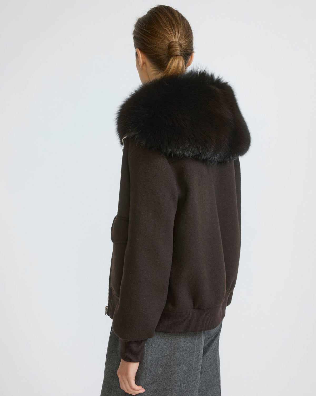 Cropped jacket in cashmere wool with fox fur collar