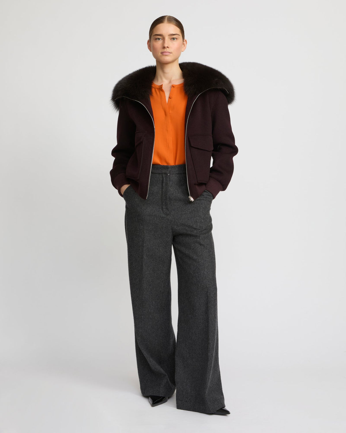 Cropped jacket in cashmere wool with fox fur collar
