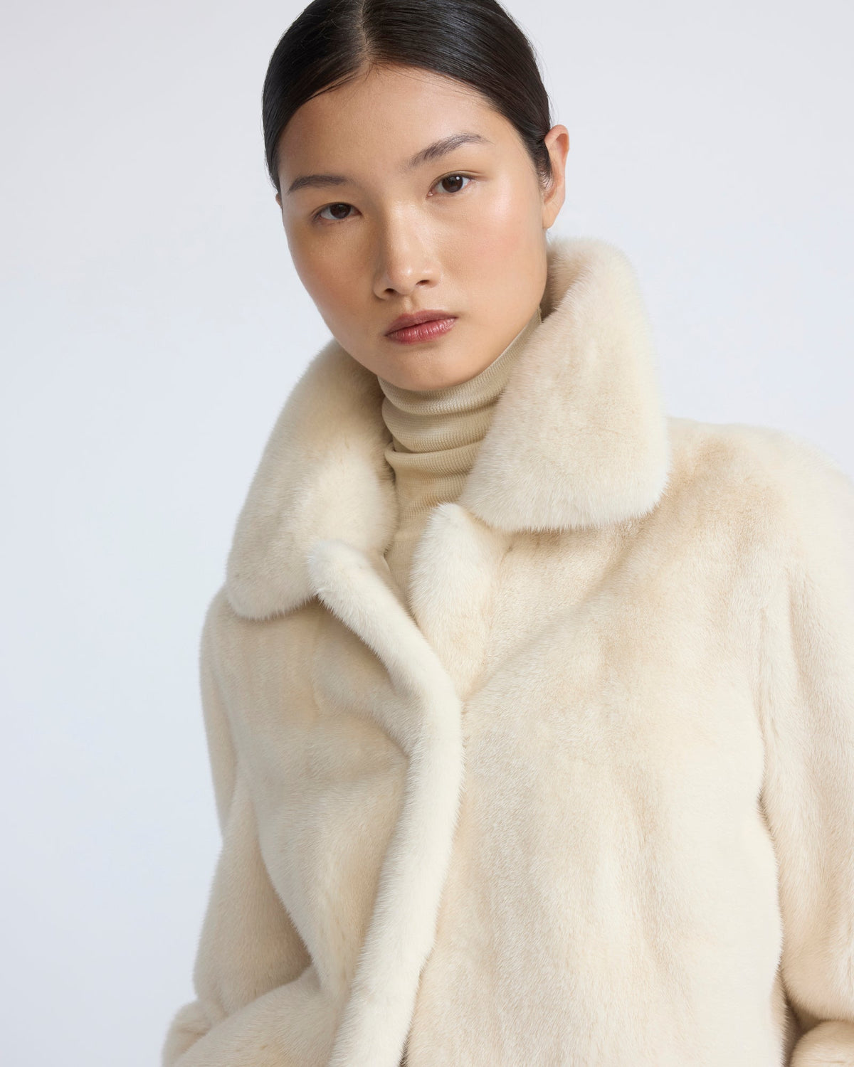 Short jacket in long-haired mink fur