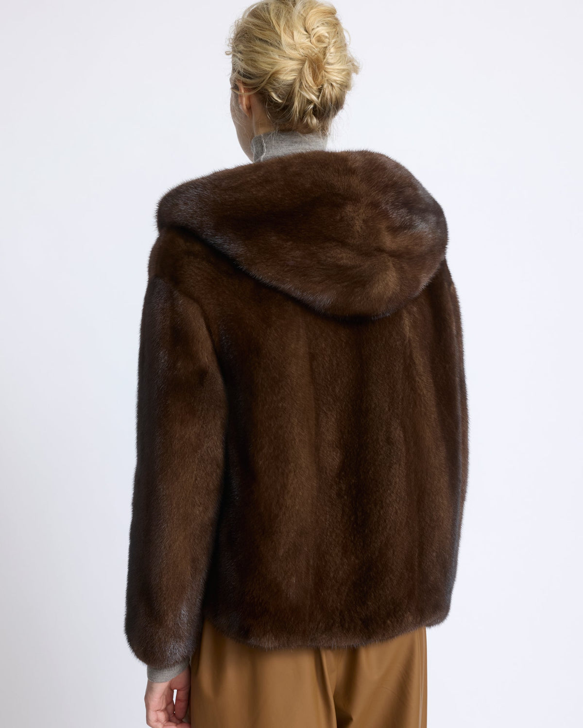 Hooded jacket in long-haired mink fur