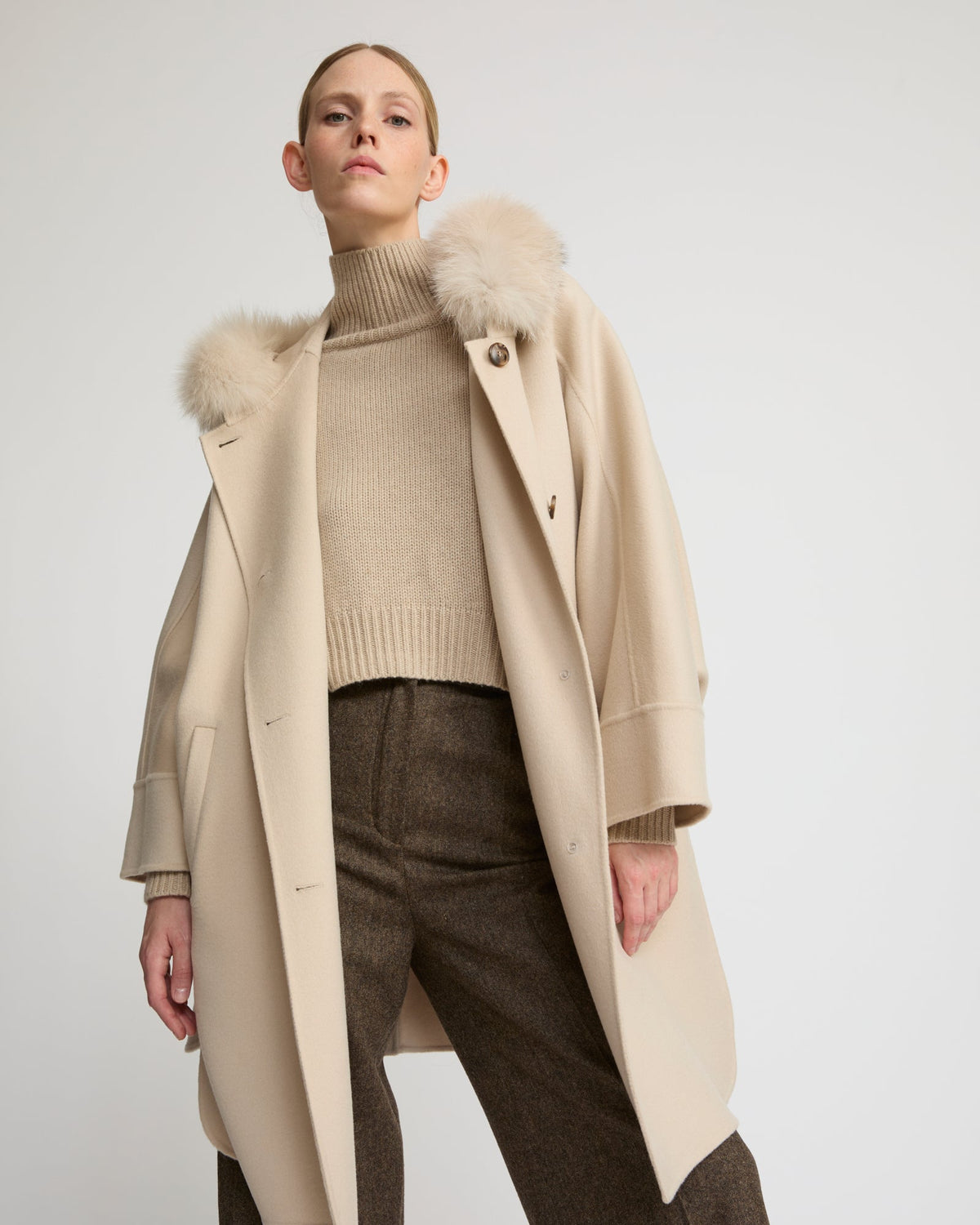 Cashmere blend hooded cape with fox trim