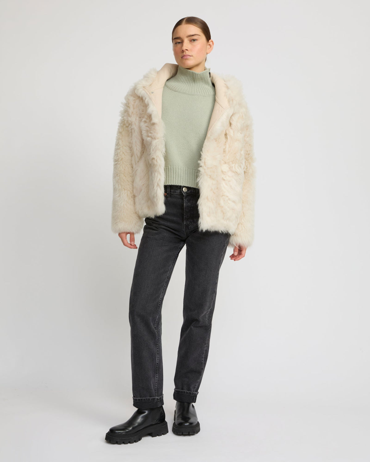 Short hooded jacket in Toscana Folk lambskin