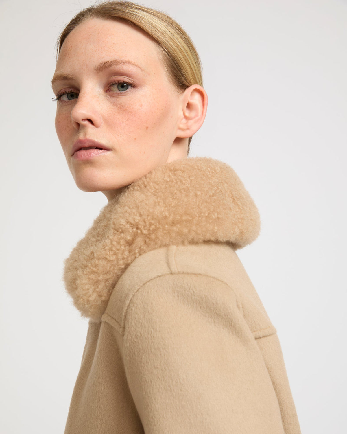 Cashmere-blend bomber jacket with removable lambskin collar