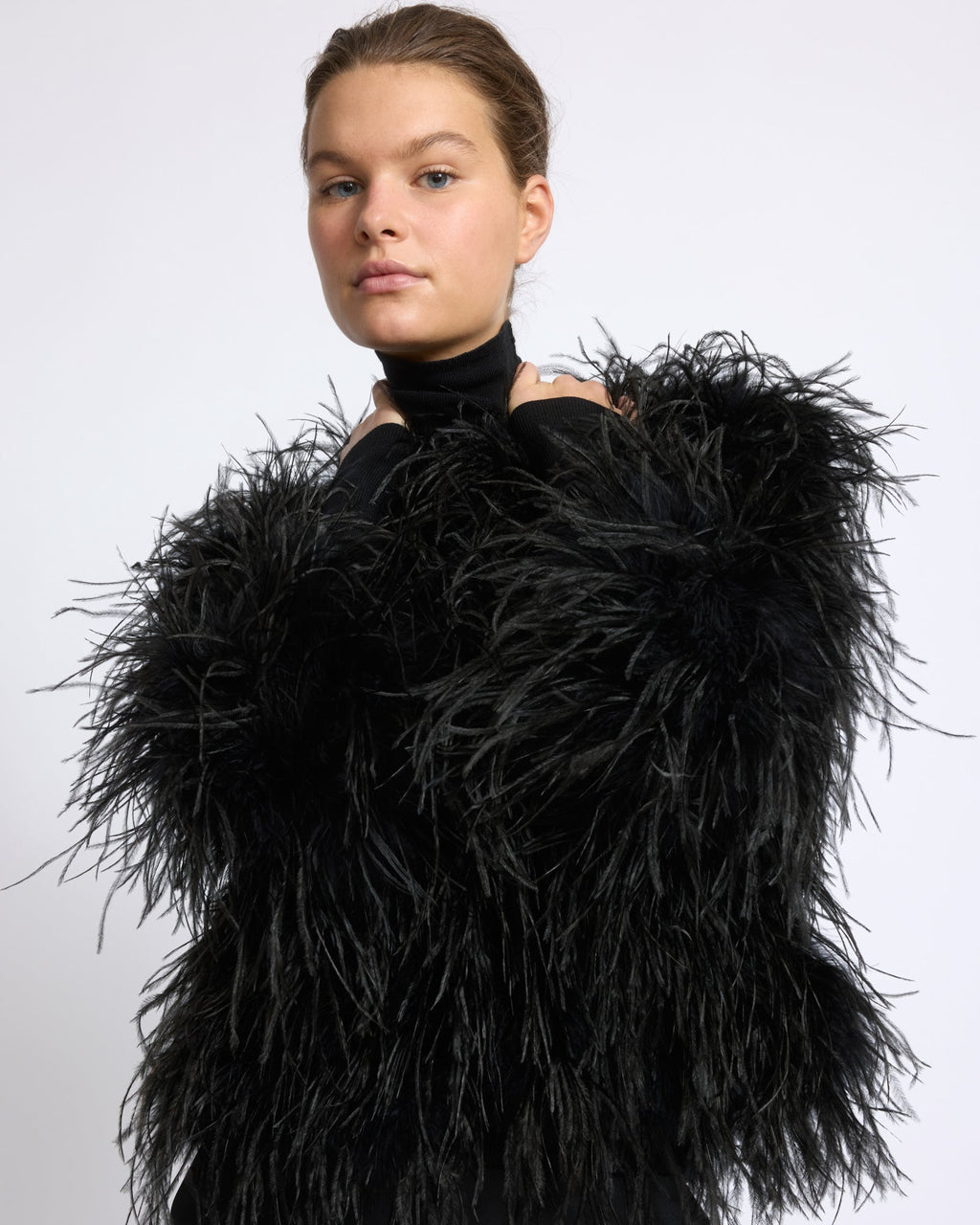 Short ostrich feather jacket