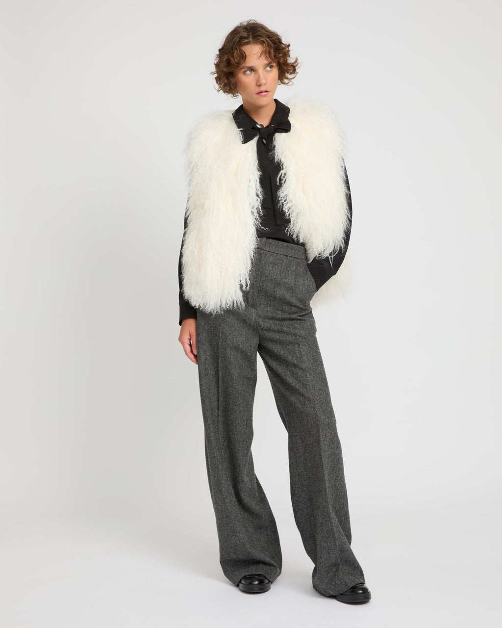 Sleeveless gilet in Mongolian lambskin