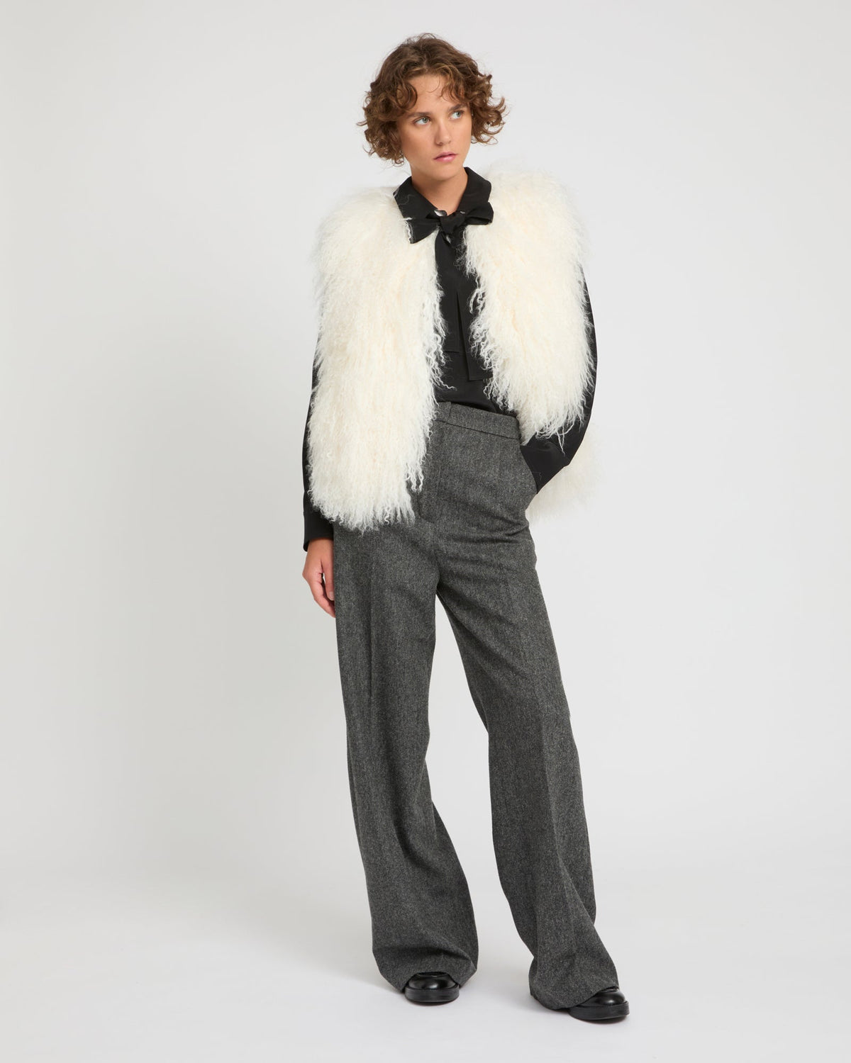 Sleeveless gilet in Mongolian lambskin