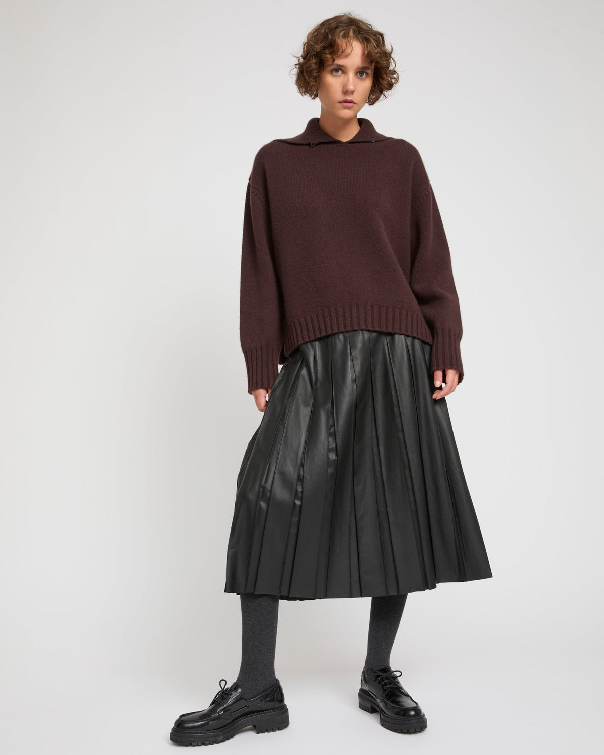 Fine lamb leather pleated skirt
