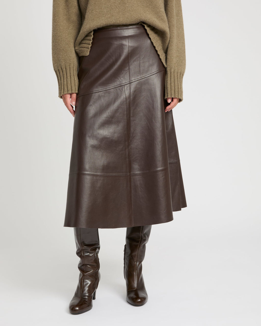 Flared lamb leather skirt