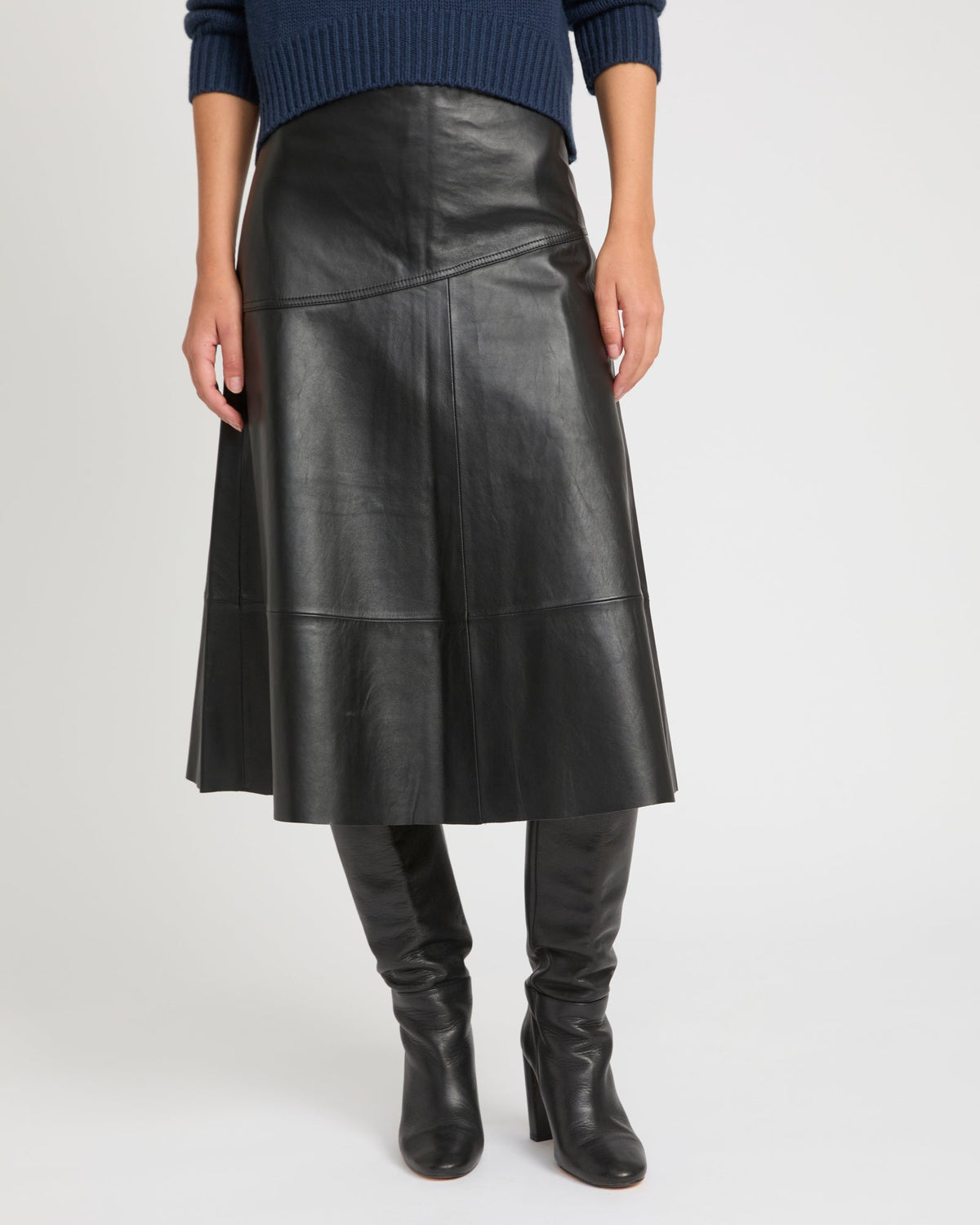Flared lamb leather skirt
