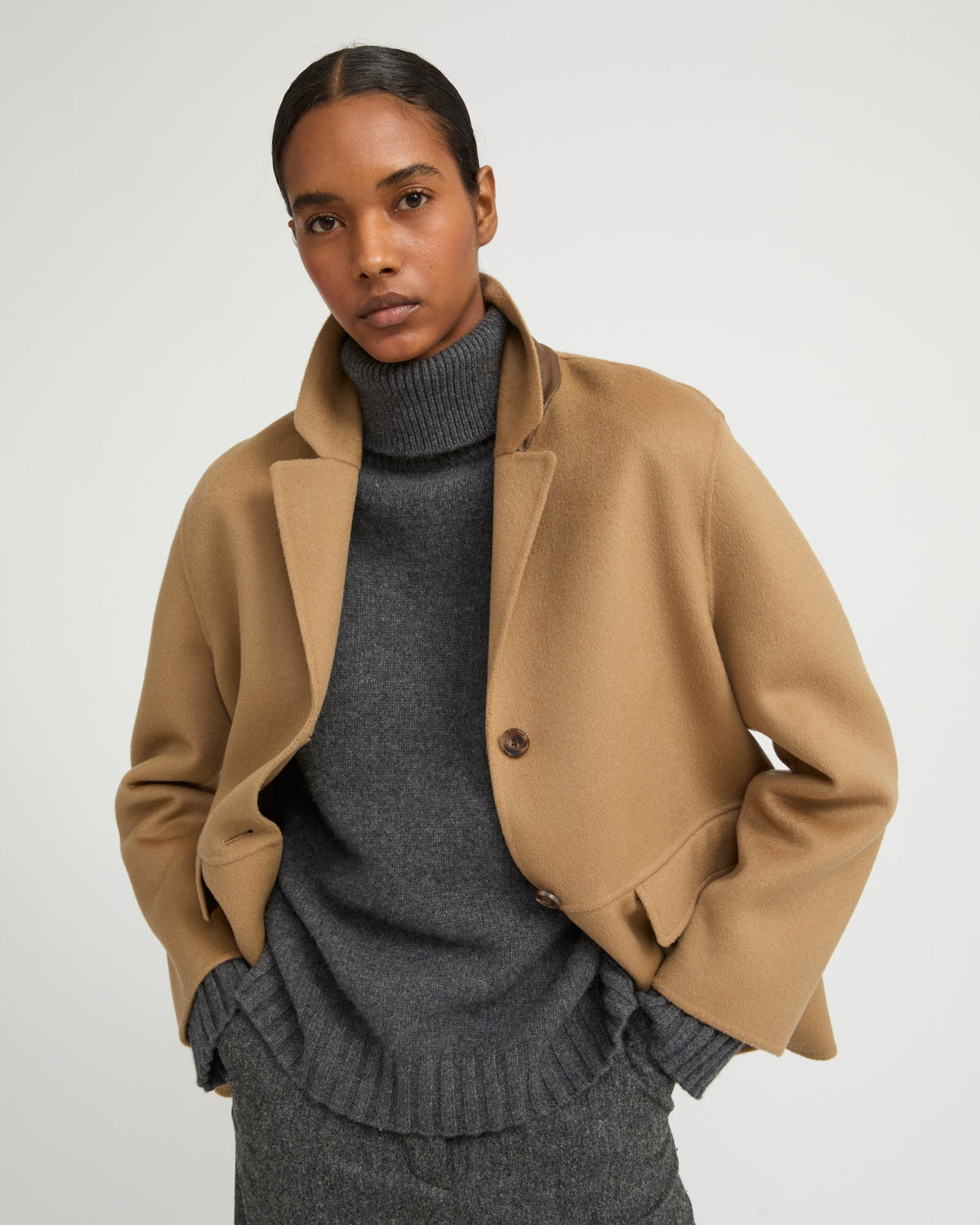 Double-sided cashmere-blend jacket