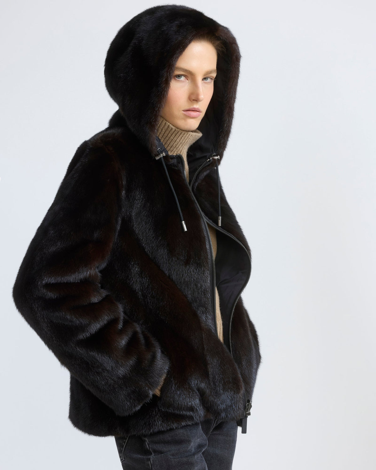 Reversible water-repellent technical fabric hooded jacket with mink fur
