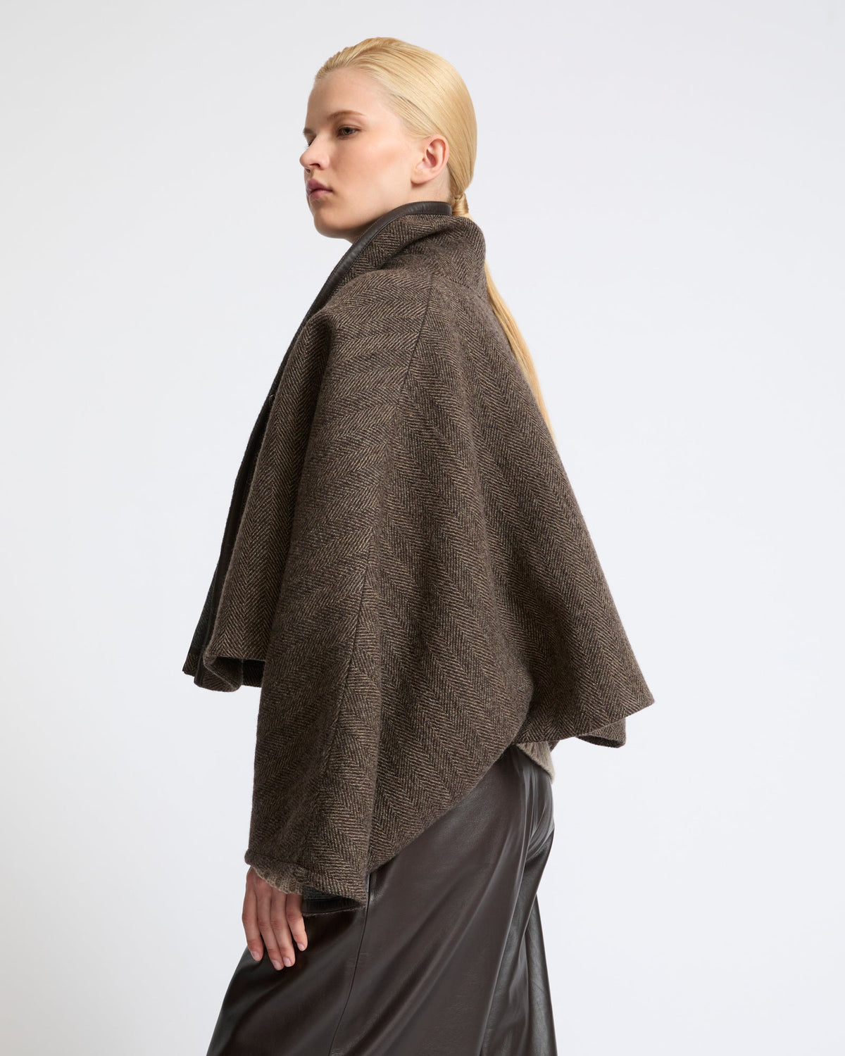 Herringbone double-sided wool cape jacket