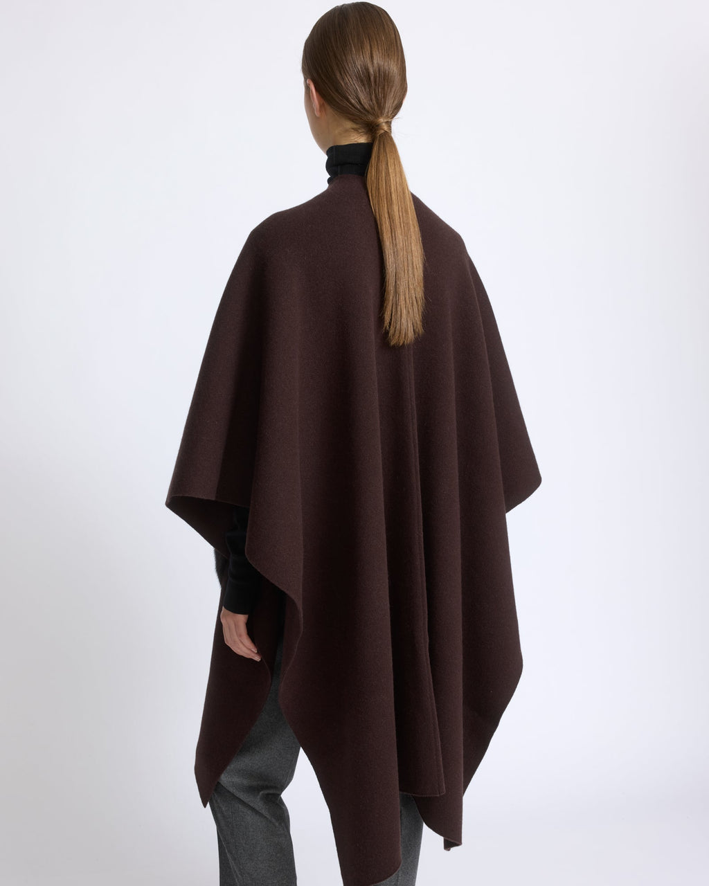 Merino knit poncho with mink fur