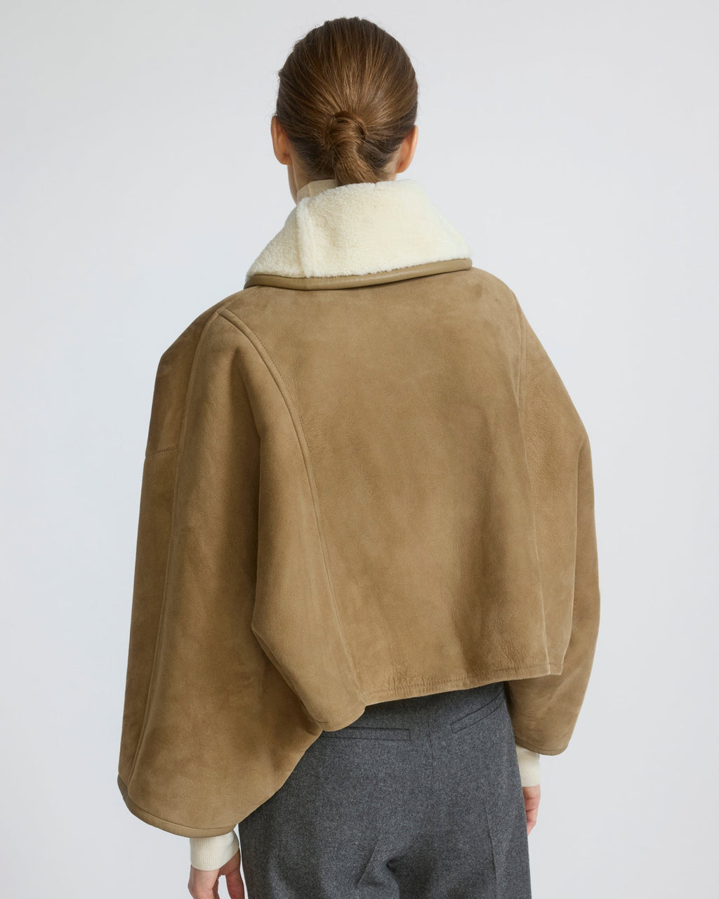 Short lambskin shearling cape