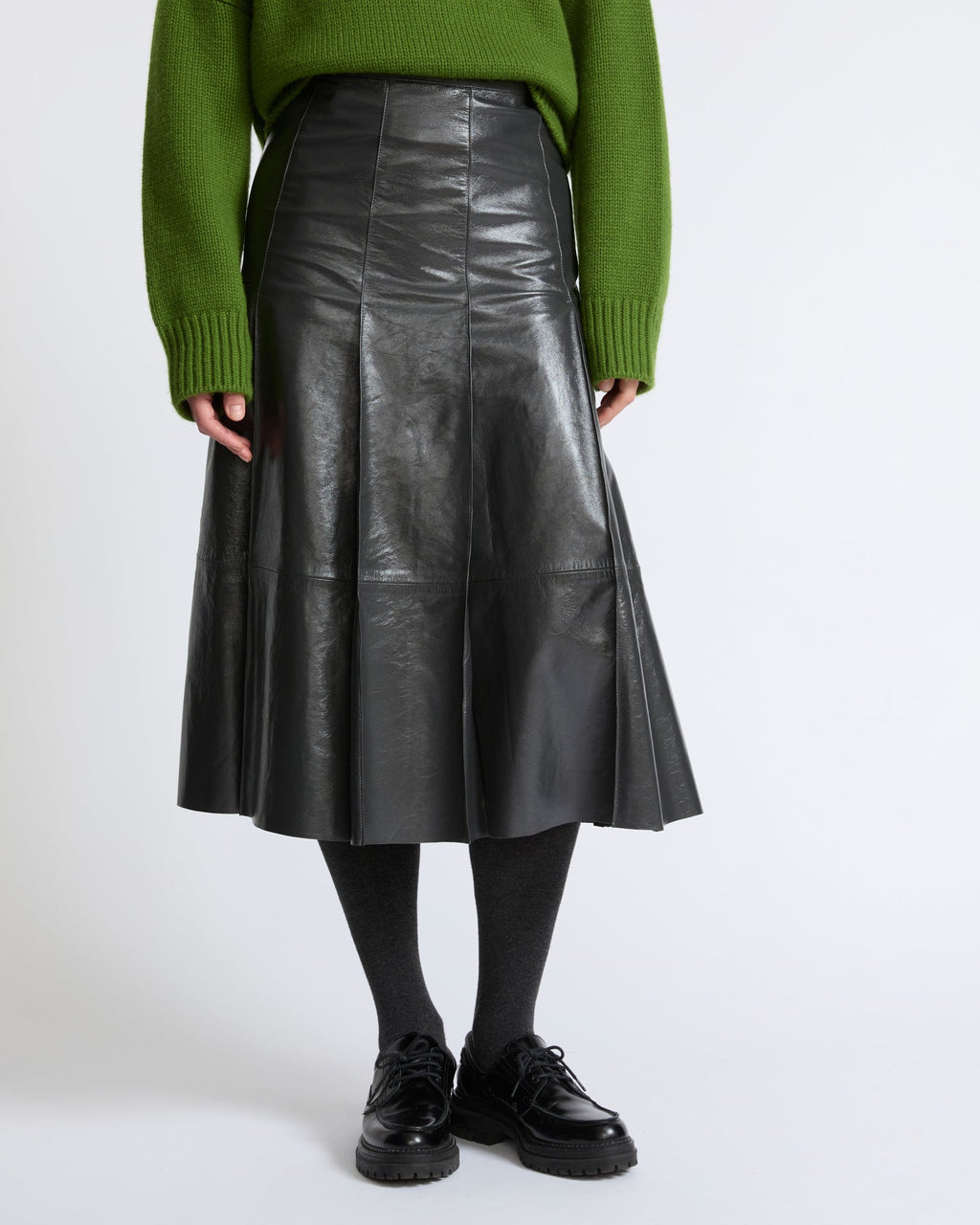 Pleated patent lambskin leather skirt