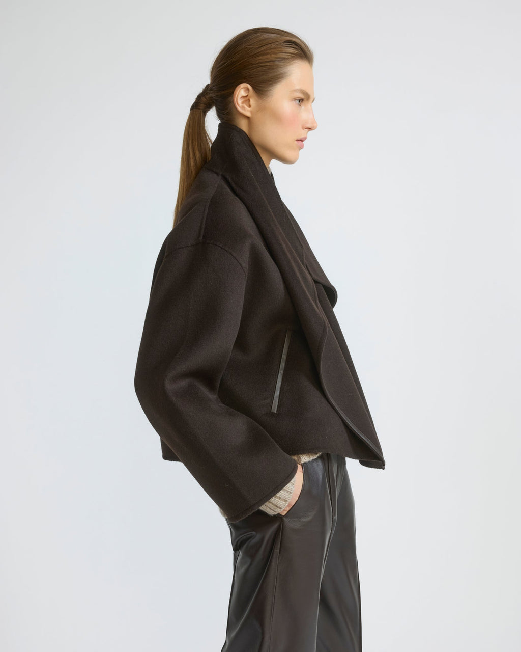 Short double-sided cashmere wool jacket with lambskin shearling