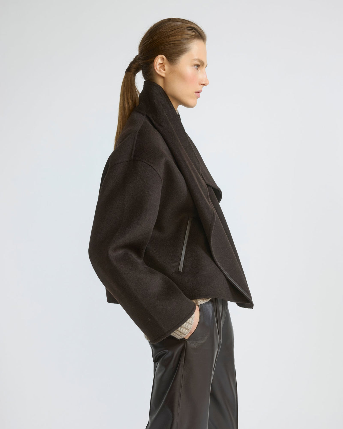 Short double-sided cashmere wool jacket with lambskin shearling
