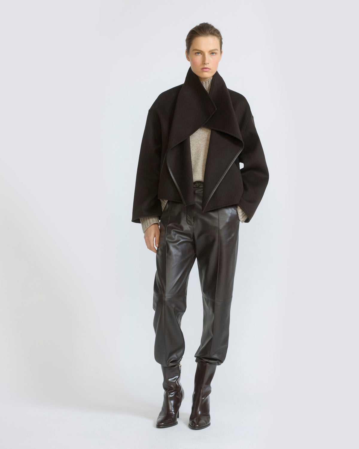 Short double-sided cashmere wool jacket with lambskin shearling