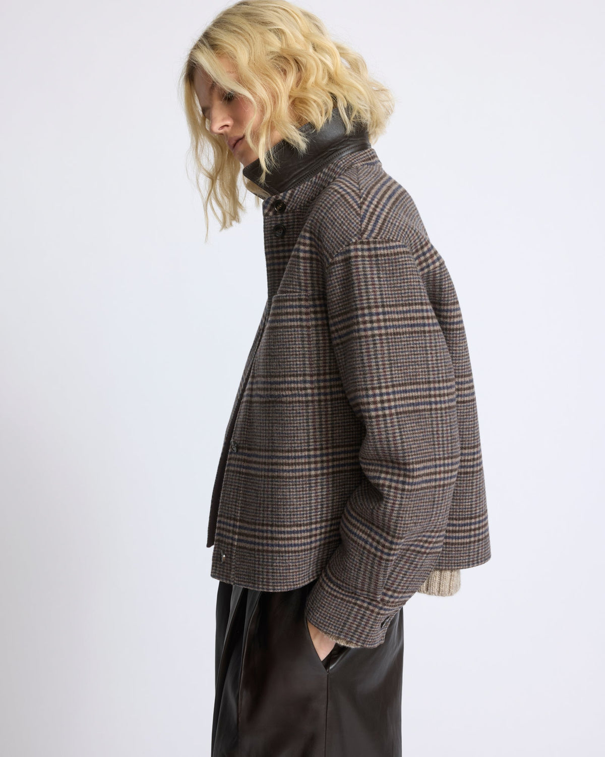 Short double-sided cashmere wool shirt