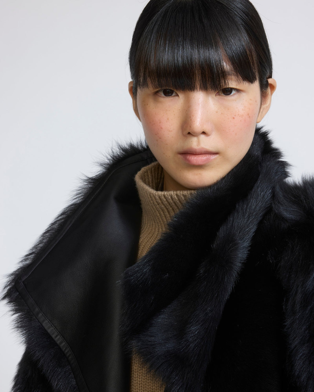 Reversible short Toscana lambskin shearling jacket
