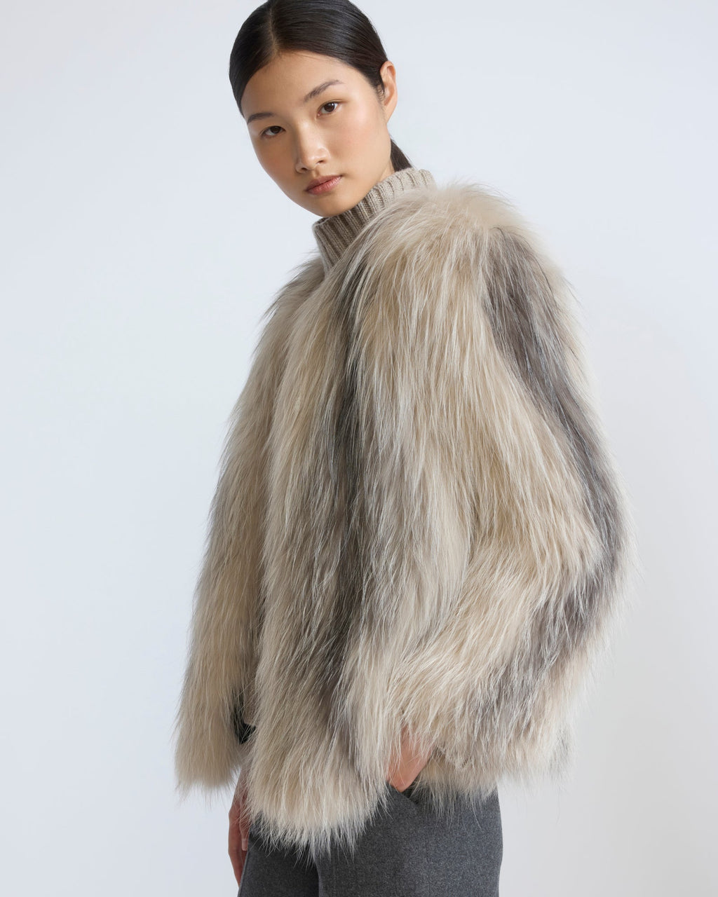 Knitted short fox fur jacket