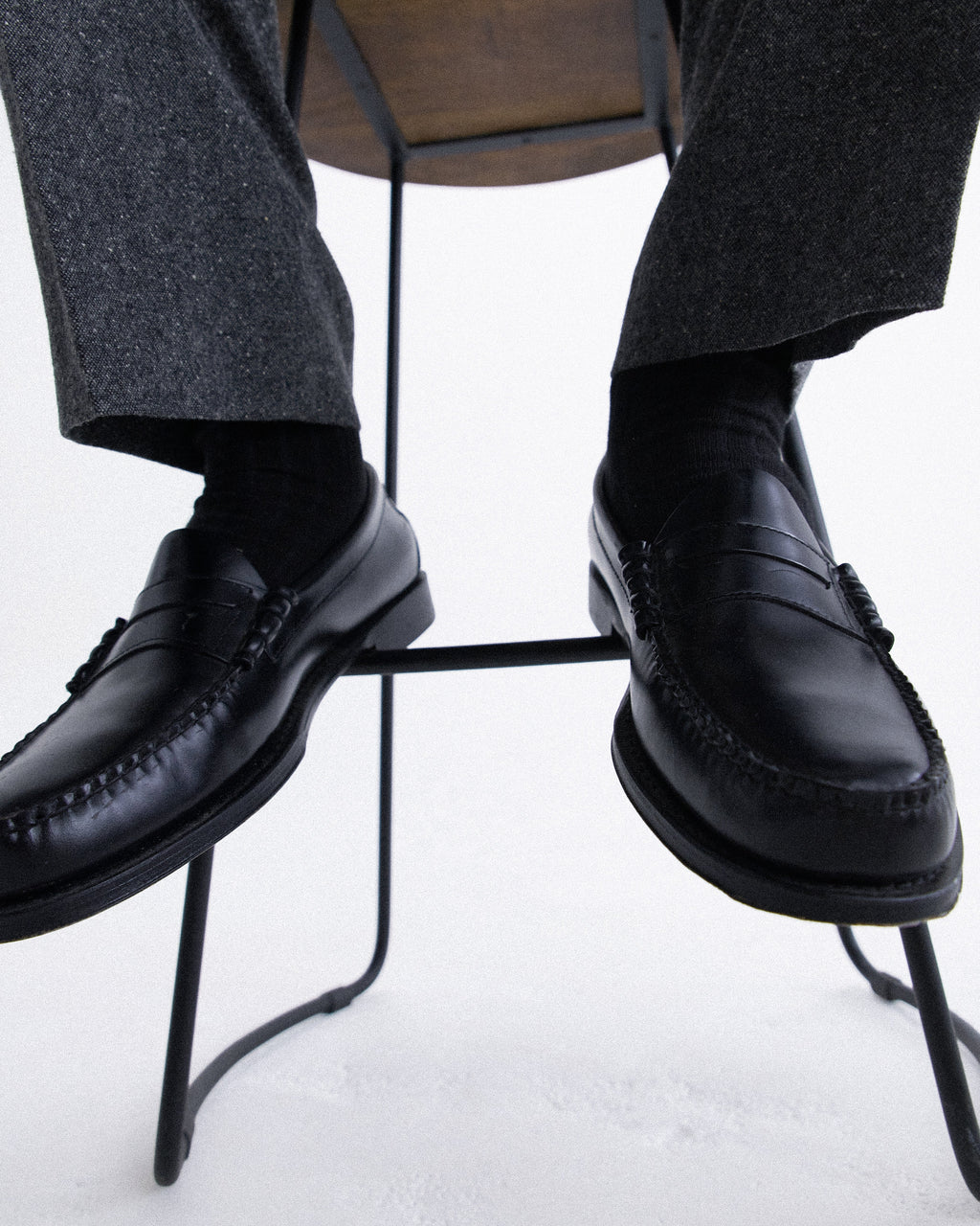 G.H. Bass – Black Easy Weejuns Larson Leather Penny Loafers