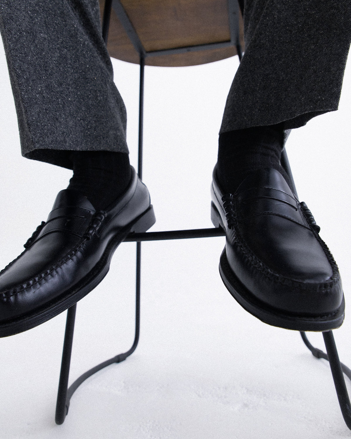 G.H. Bass – Black Easy Weejuns Larson Leather Penny Loafers