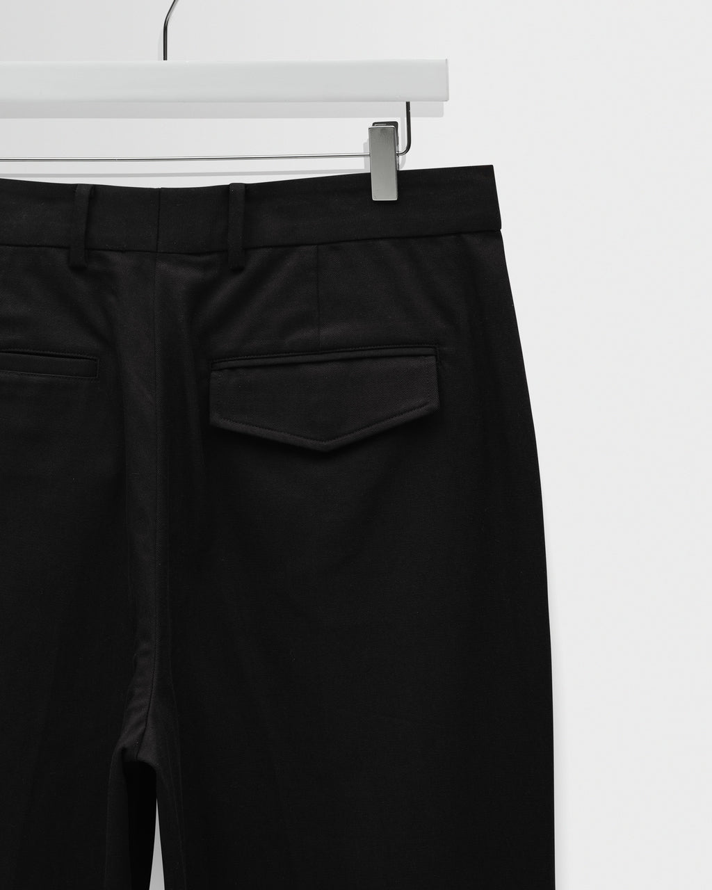 Aubyn - Black Cotton Tencel Twill Relaxed Fit Trousers