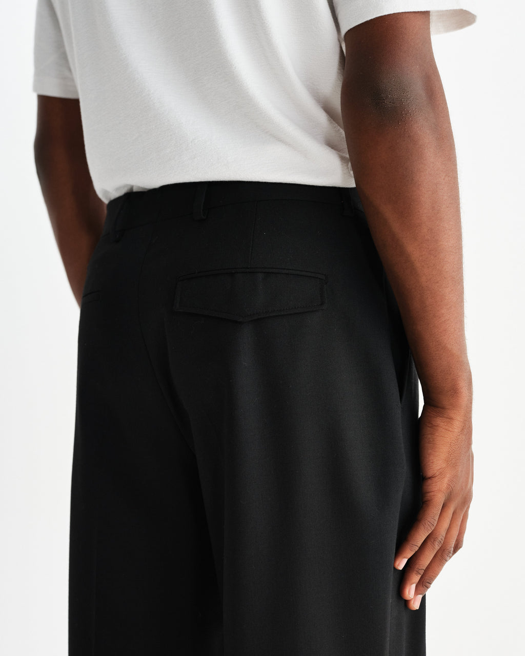 Aubyn - Black Wool Blend Twill Pleated Trousers