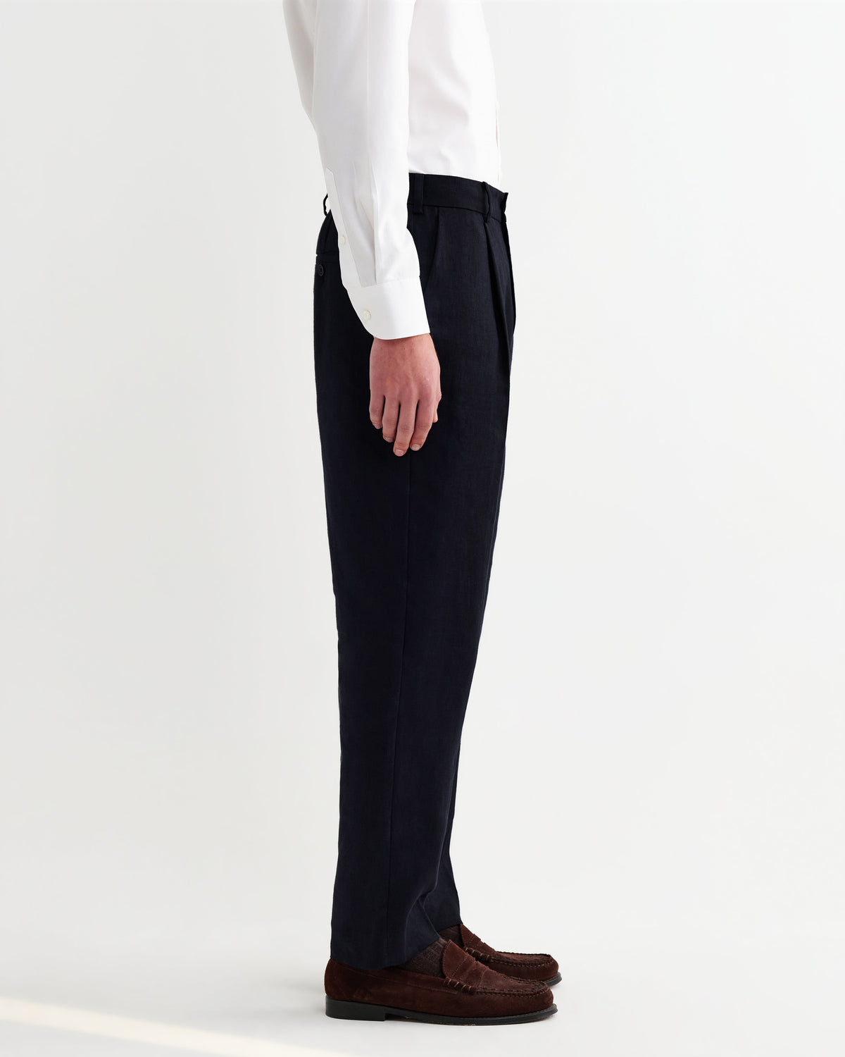 Aubyn - Navy Linen Relaxed Fit Trousers