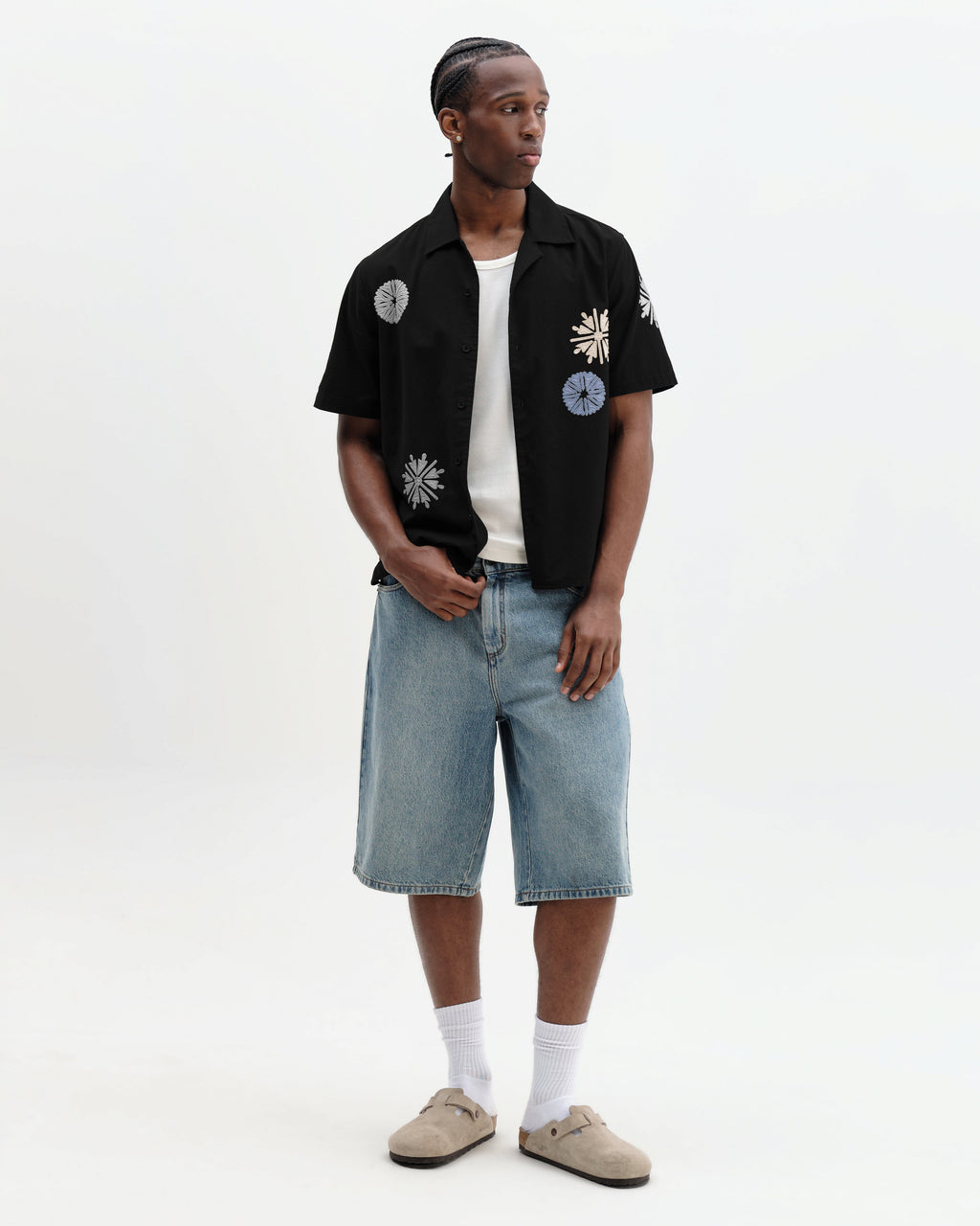 Didcot - Black And Multicolour Round Applique Short-Sleeve Shirt