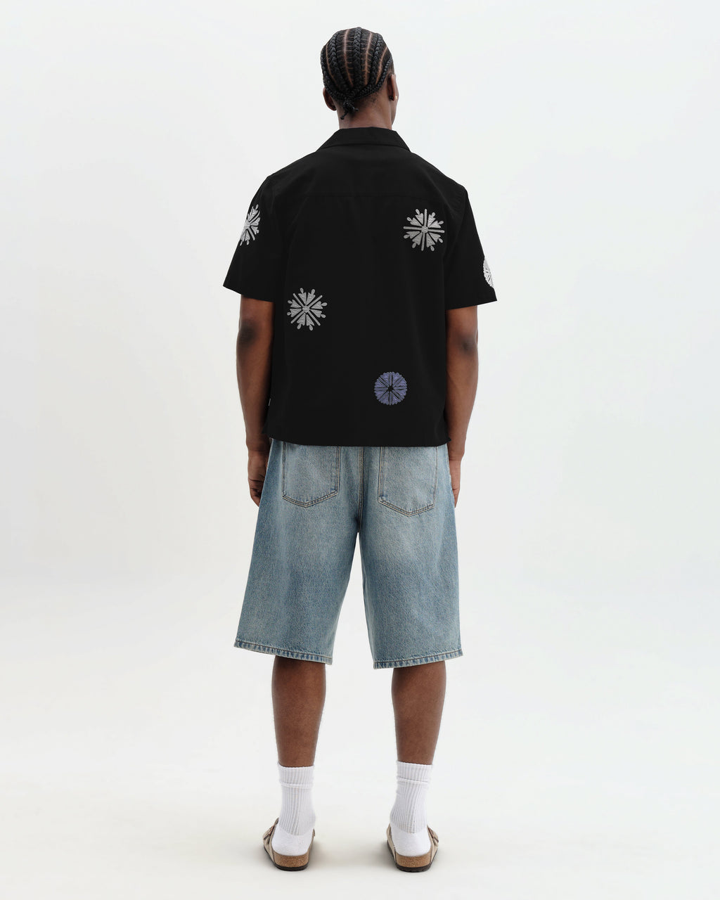 Didcot - Black And Multicolour Round Applique Short-Sleeve Shirt