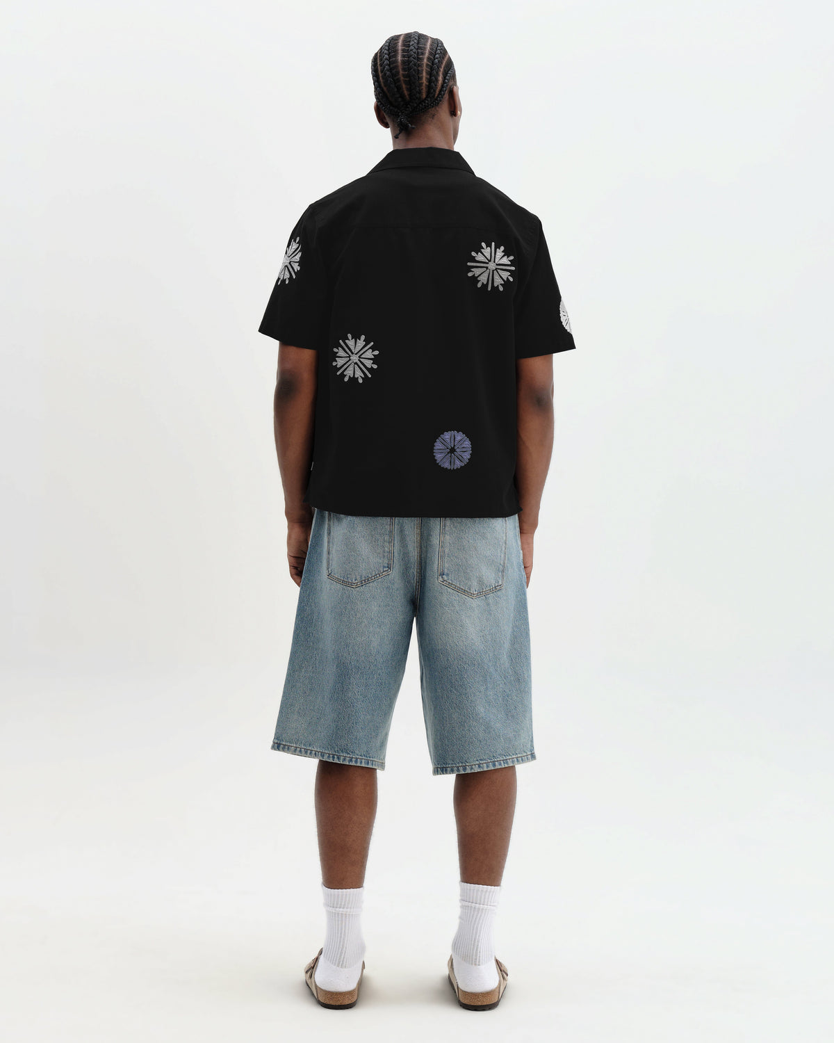 Didcot - Black And Multicolour Round Applique Short-Sleeve Shirt