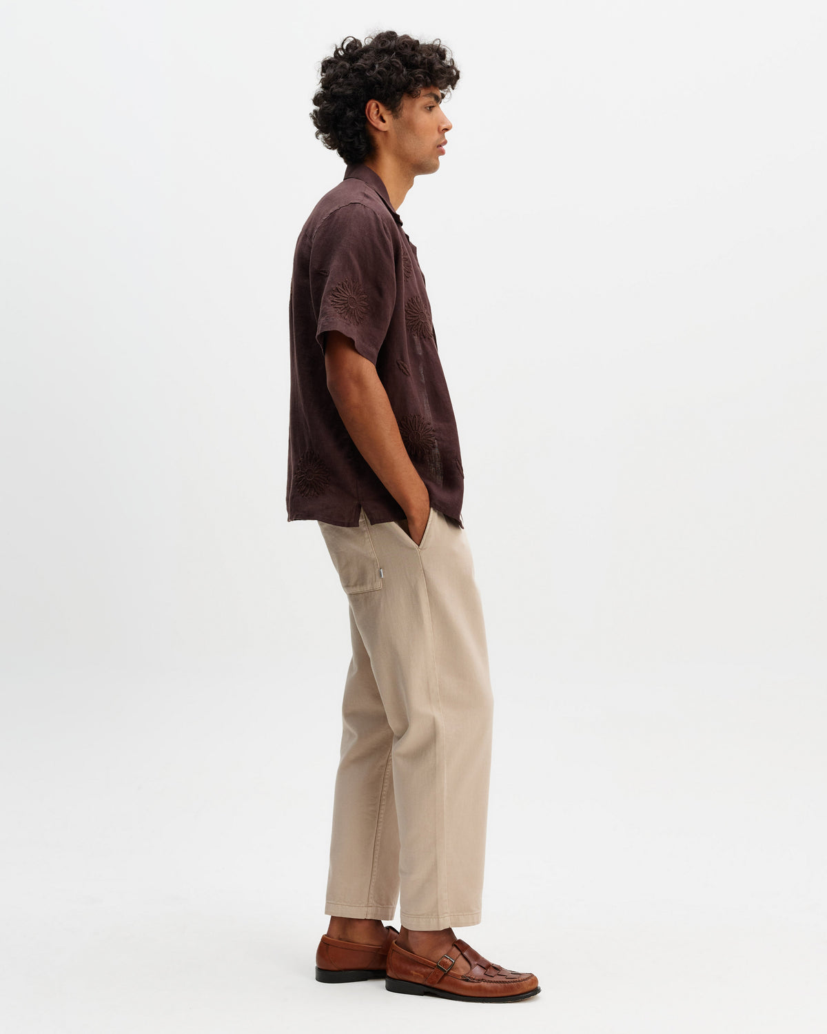 Didcot - Brown Flower Embroidered Short-Sleeve Shirt