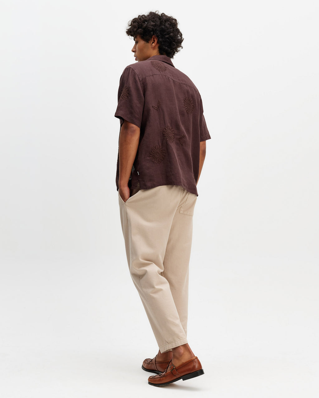 Didcot - Brown Flower Embroidered Short-Sleeve Shirt