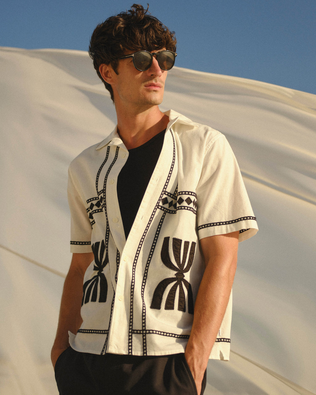 Didcot - Ecru And Black Border Applique Short-Sleeve Shirt