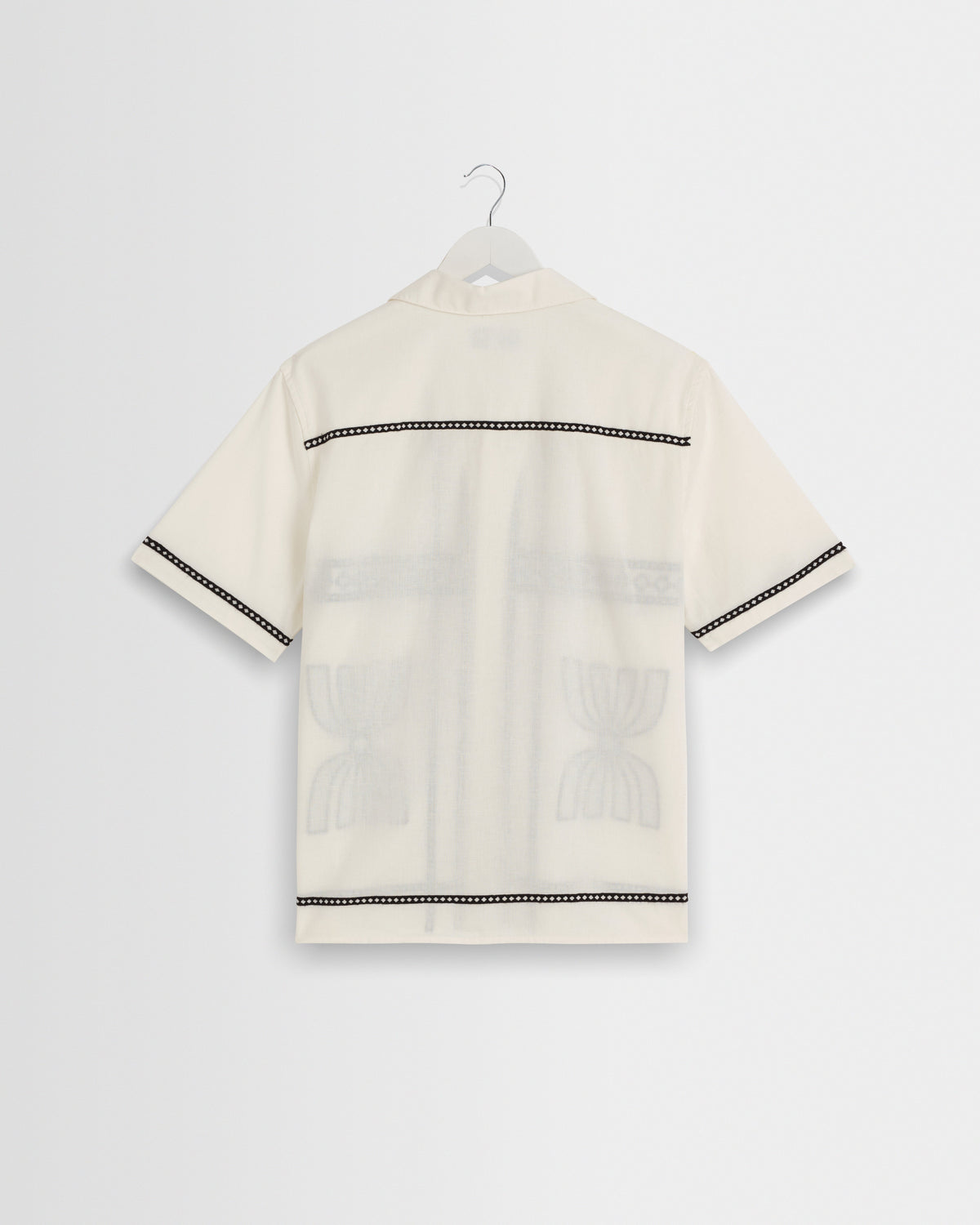 Didcot - Ecru And Black Border Applique Short-Sleeve Shirt