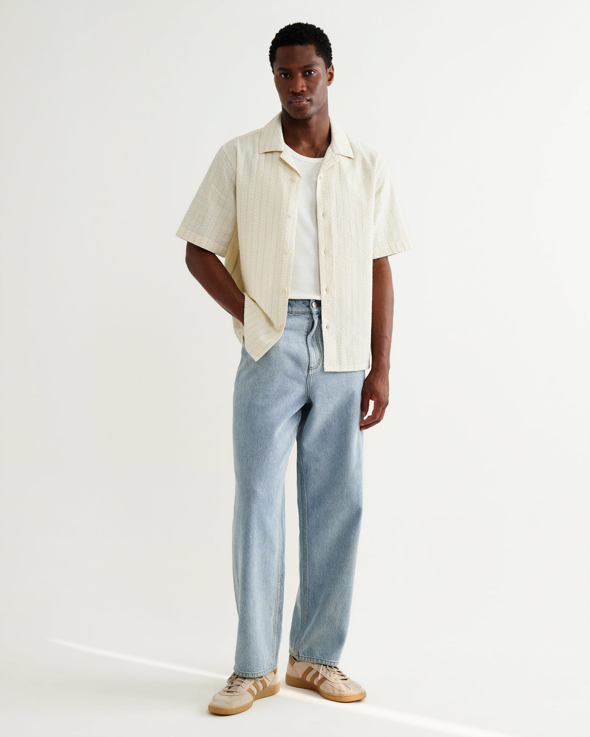 Didcot - Ecru And Blue Seersucker Stripe Short-Sleeve Shirt