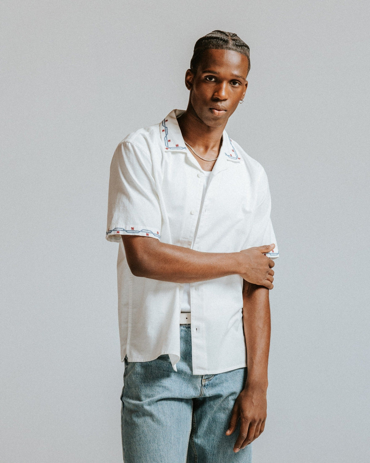 Didcot - Ecru Cross-Stitch Border Short-Sleeve Shirt