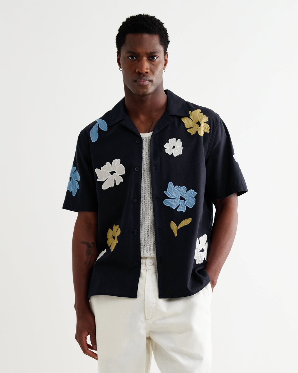 Didcot - Navy And Multicolour Floral Applique Short-Sleeve Shirt