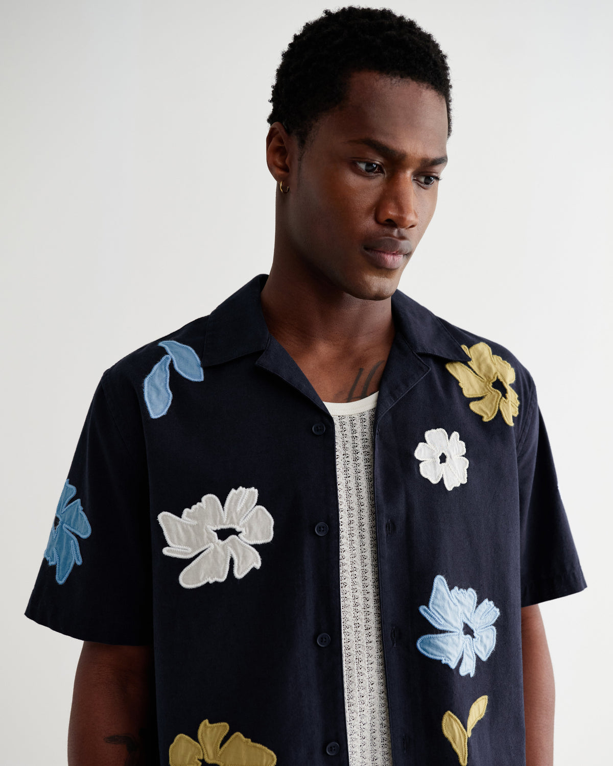 Didcot - Navy And Multicolour Floral Applique Short-Sleeve Shirt