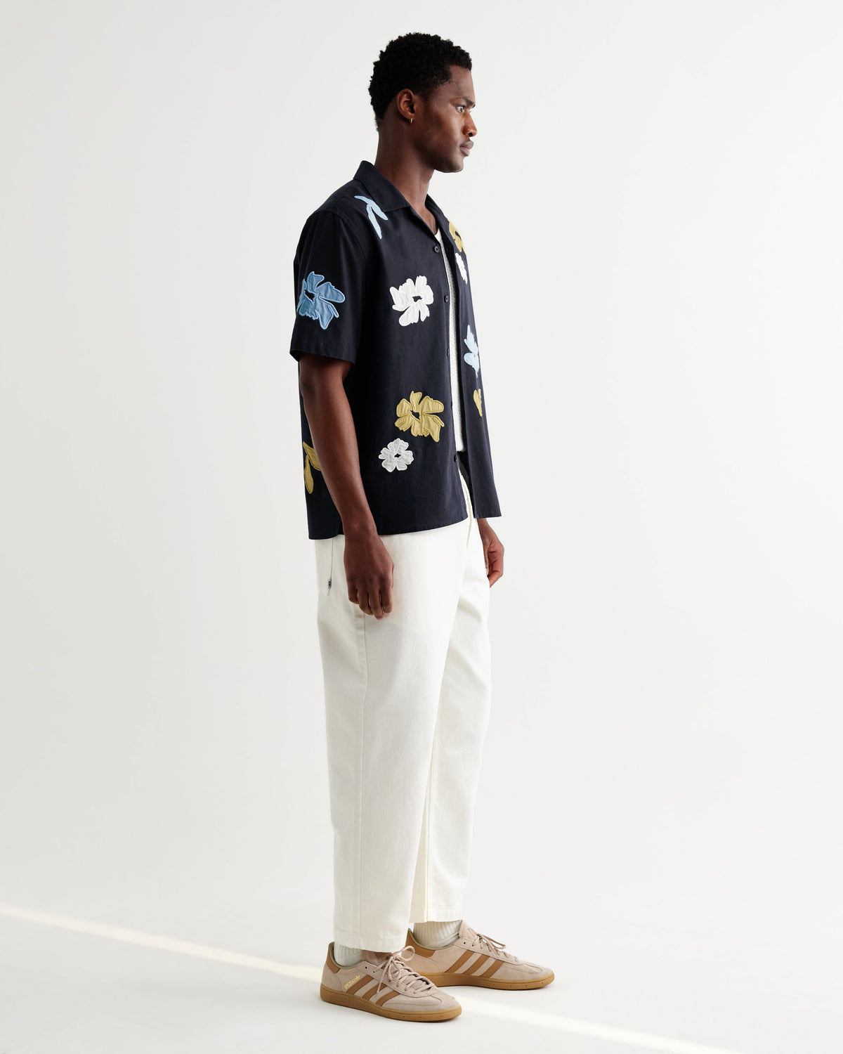 Didcot - Navy And Multicolour Floral Applique Short-Sleeve Shirt