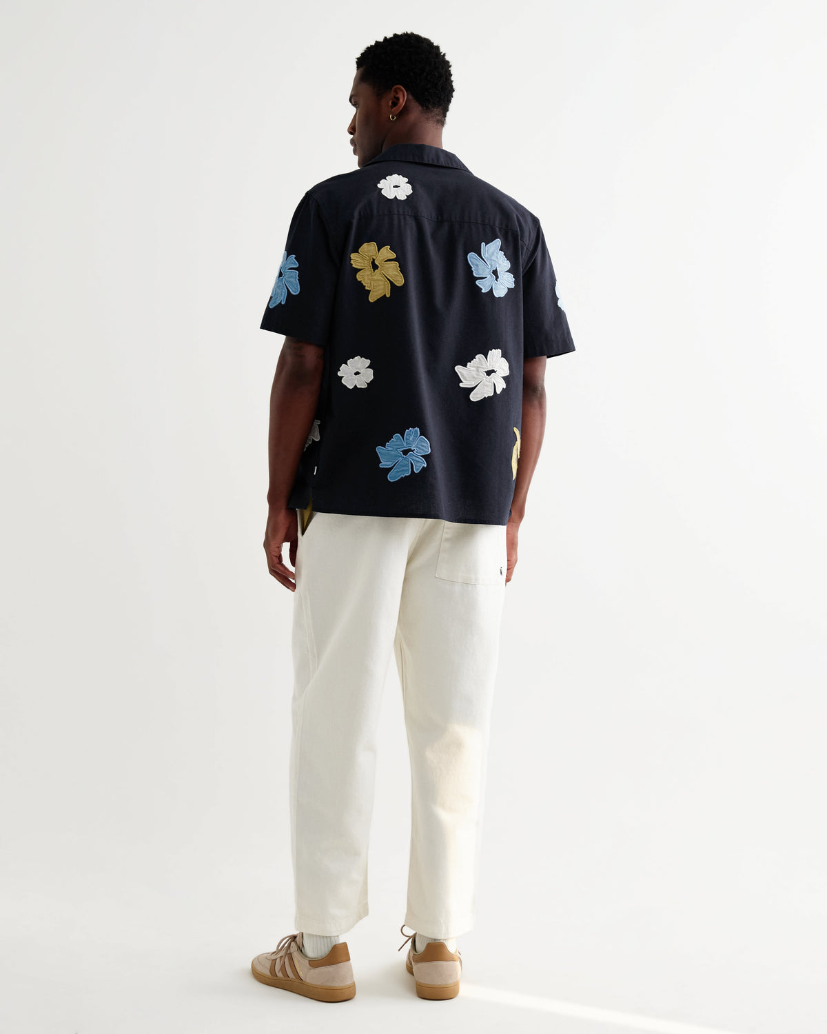 Didcot - Navy And Multicolour Floral Applique Short-Sleeve Shirt